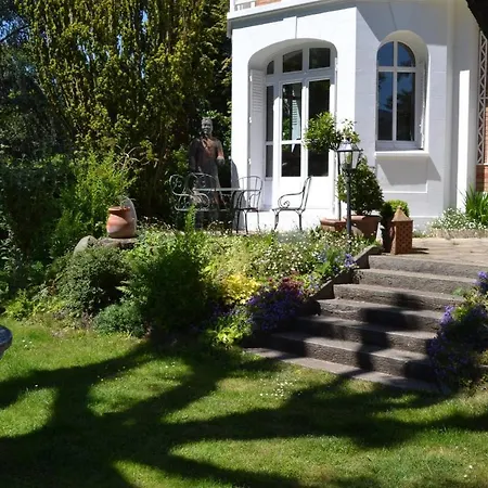 De Caractere 8 A 15p, 350 M2 - 15 Mn Paris, 10 Mn Versailles *