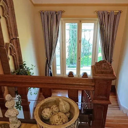 De Caractere 8 A 15p, 350 M2 - 15 Mn Paris, 10 Mn Versailles * La Celle-Saint-Cloud
