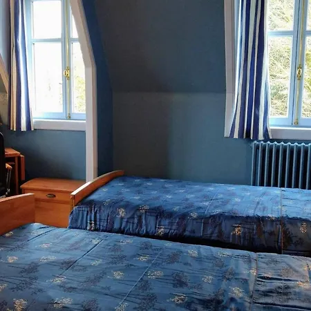 Villa De Caractere 8 A 15p, 350 M2 - 15 Mn Paris, 10 Mn Versailles *