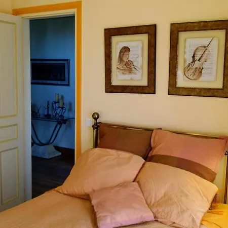 De Caractere 8 A 15p, 350 M2 - 15 Mn Paris, 10 Mn Versailles Villa *